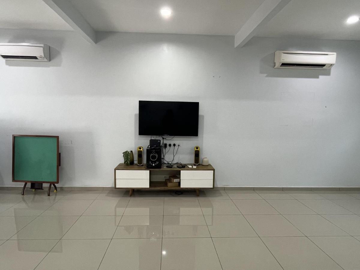 Low Season Promotion! 4B12B Max 19 Pax Party House Ipoh Exterior foto